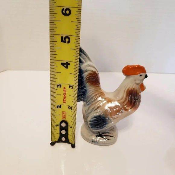 Vintage set of  2 Lusterware Mini Rooster and Hen Figurines. - Picture 10 of 11